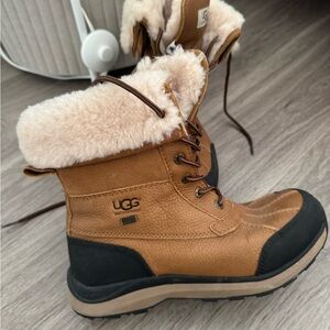 UGG brand boots worn twice. Very good condition